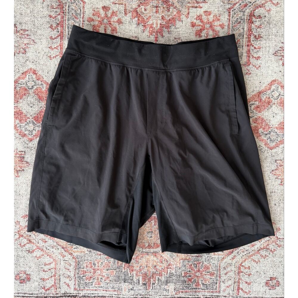 Men’s Lululemon shorts
